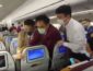 Жесткий "замес" в самолете: китаянка кашляла на стюардессу и дралась с членами экипажа. ВИДЕО