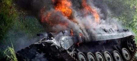 Украинские военные показали уничтожение вражеской бронетехники с ПТРК Javelin (ВИДЕО)