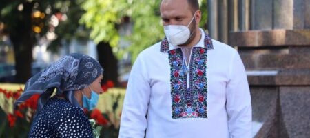 "Ж@д кричит, не бей меня": тернопольский депутат спел песню об убийстве евреев (ВИДЕО)