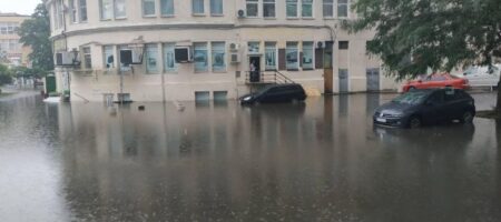 Мощные ливни затопили Одессу (ВИДЕО)