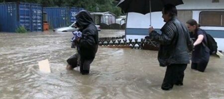 В Германии из-за наводнения пропали более тысячи человек (ВИДЕО)