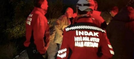 В Турции мужчина помогал спасателям искать самого себя