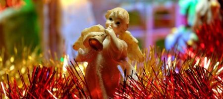 Католическое Рождество 2021: что сегодня нельзя делать и главные традиции