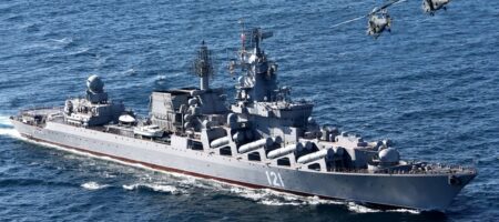 Не пішов сам, от і допомогли: у мережі жартують про ракетний удар по російському крейсеру "Москва"