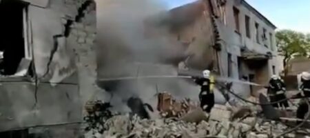 ДСНС показала наслідки удару по житловому будинку Одесі
