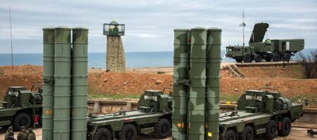 РФ стягує зенітно-ракетні сили на північ Криму