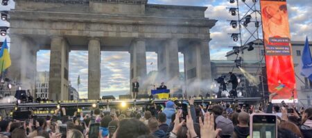 У Берліні проходить великий марафон на підтримку України: виступатимуть Мадонна, Bono та Калуш (відео)