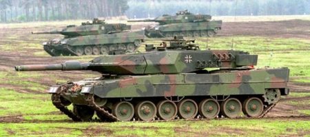 Шмигаль просить танки у США та Німеччини