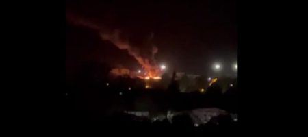 Поблизу Бєлгорода спалахнув склад з боєприпасами