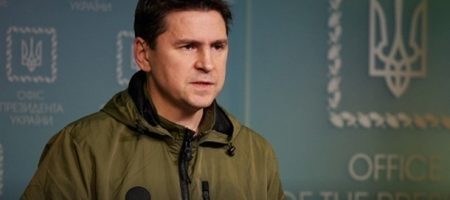 Подоляк про Іран: Санкцій уже мало