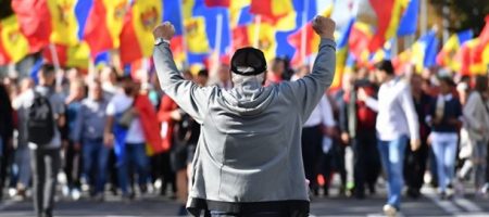У Молдові на проросійських протестах затримали десятки людей