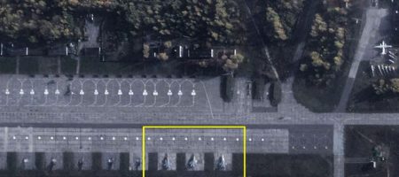 У Білорусі помітили 3 російських МіГа-31К і контейнери, де можуть зберігати "Кинджали"