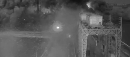 Кремлівські ЗМІ опублікували відео підриву моста на Каховській ГЕС