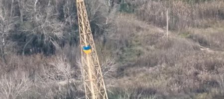 ЗСУ підняли перший прапор України на лівобережній Херсонщині