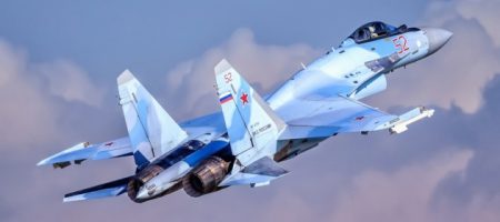 Росія накопичує авіацію поблизу кордону з Україною для підтримки наступу – FT