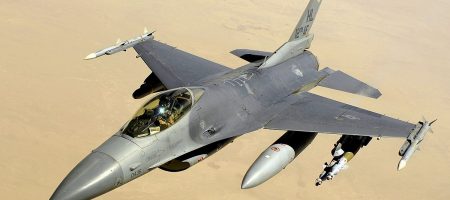 Польща готова навчати українських пілотів на F-16, але є умова