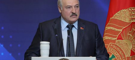 Лукашенко розповів про "неймовірну операцію" проти російського А-50, і що попросив у РФ заміну