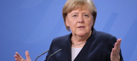 Меркель закликала "не звужувати думки" у пошуках рішення про припинення війни в Україні