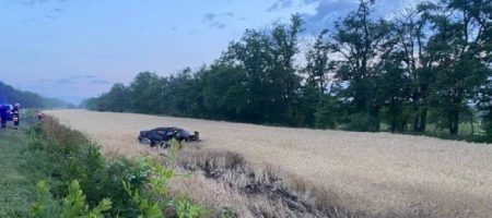 У Кіровоградській області в ДТП загинули троє підлітків: за кермом був п'яний поліцейський