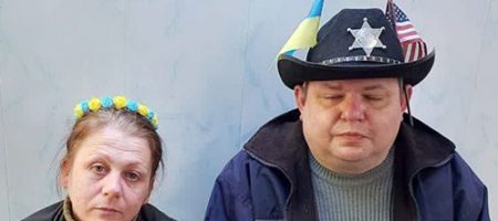 У Євпаторії силовики затримали сімейну пару, яка у своєму будинку співала українські пісні та вигукувала "Слава Україні!" (ВІДЕО)
