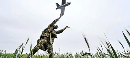 РФ зі "страшною ефективністю" глушить дрони, проте Україна знайшла рішення, – The Economist