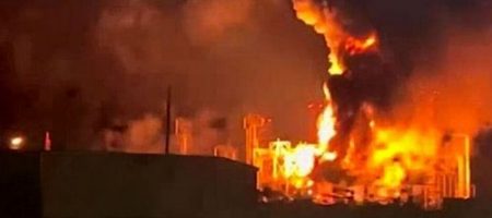 Безпілотник атакував Волгоградський НПЗ: зайнялася потужна пожежа