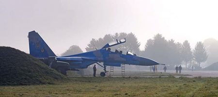 Важкий день для української авіації: Forbes розповів про наслідки удару по аеродрому в Миргороді (ВІДЕО)